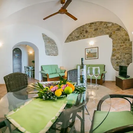 Casa Del Lavatoio Апартаменты *